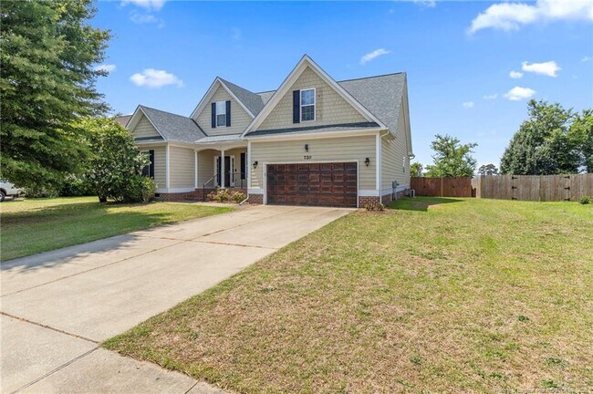 Building Photo - 720 Camwheel Dr