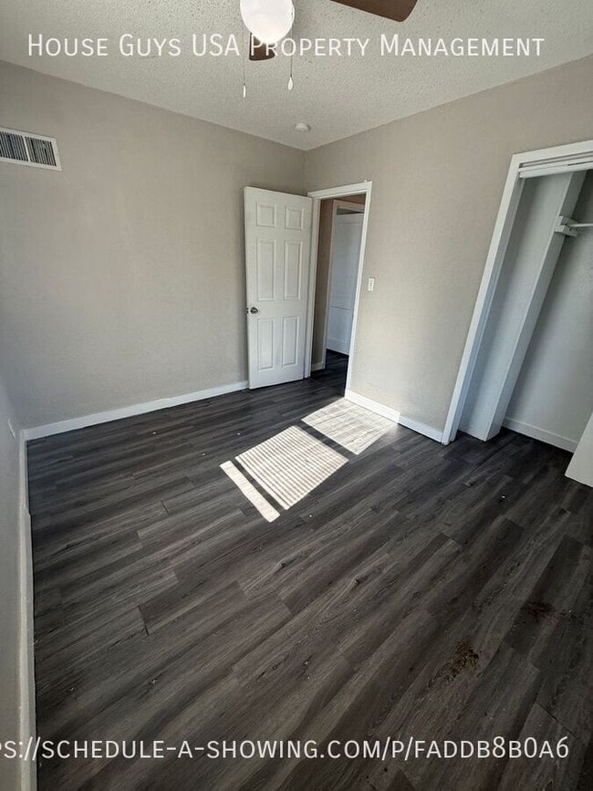 Building Photo - 2207 Askew Ave