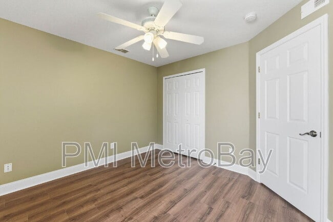 Building Photo - 15016 Deer Meadow Dr