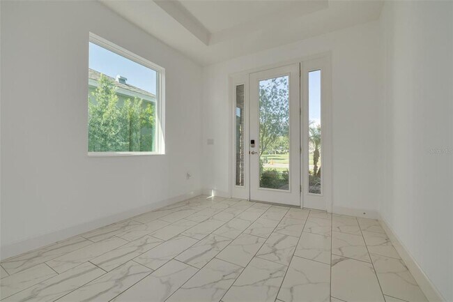Building Photo - 7222 Paradiso Dr