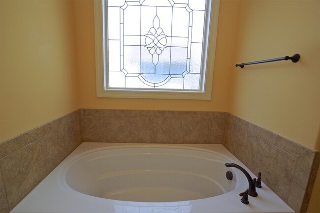 Building Photo - 112 Bancroft Brook Dr