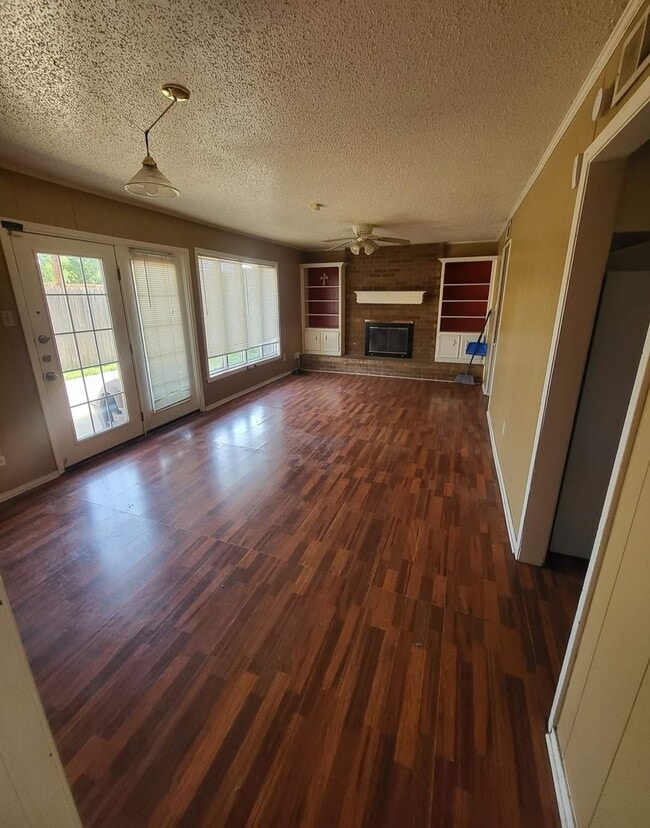 Building Photo - 4312 52nd St