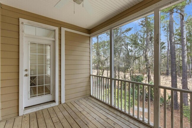 Building Photo - 124 Palm Cove Way