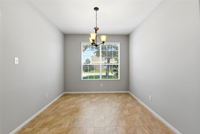 Building Photo - 1107 Northgate Springs Dr