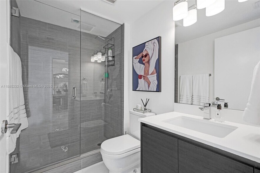 Building Photo - 300 Sunny Isles Blvd