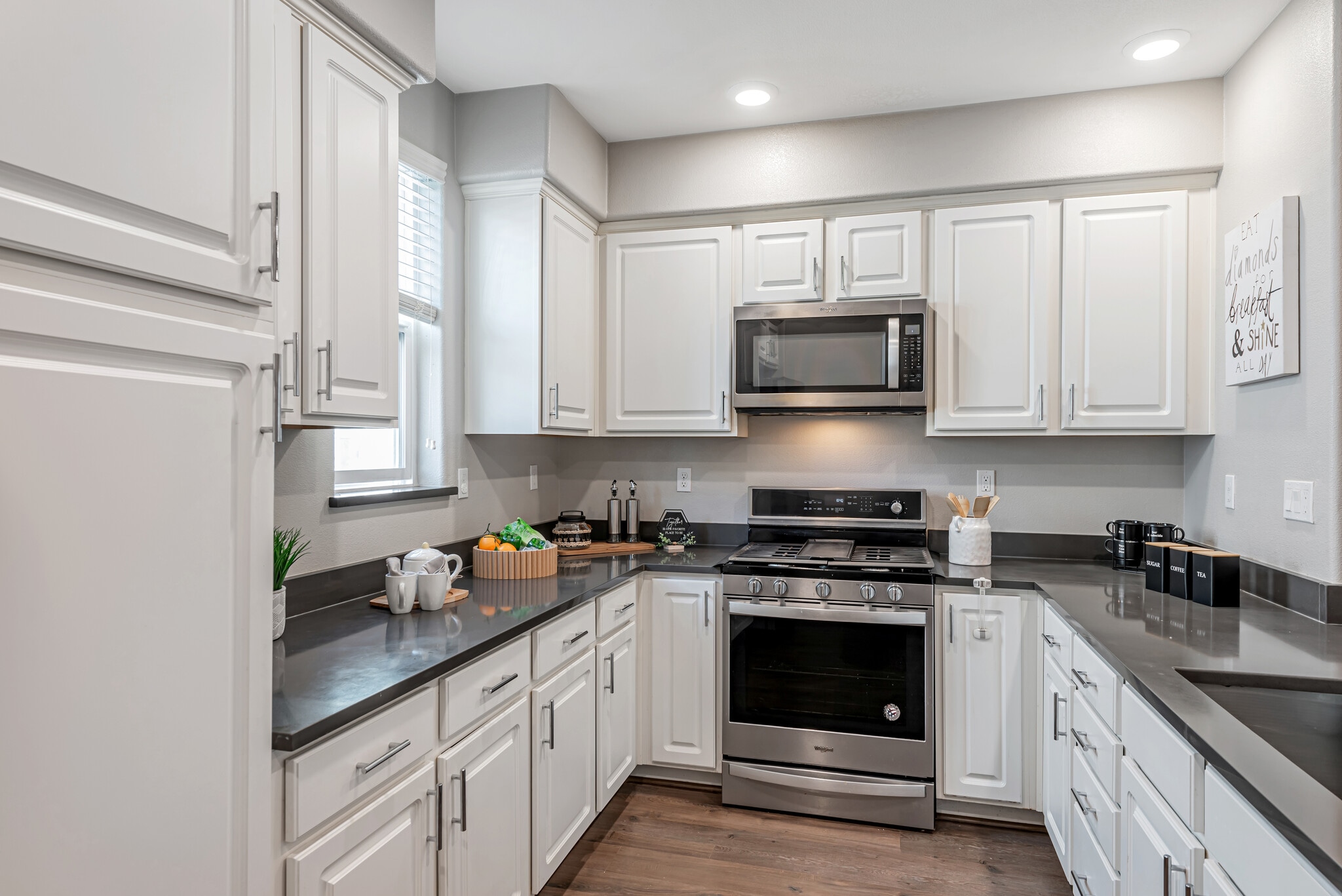 Building Photo - 1460 Lavender Loop