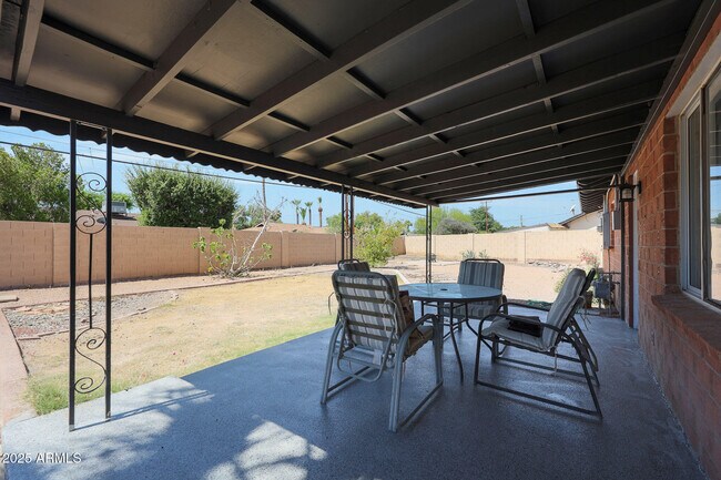 Building Photo - 8507 E Mariposa Dr