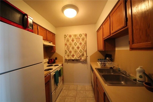 Building Photo - 1903 E 20th St