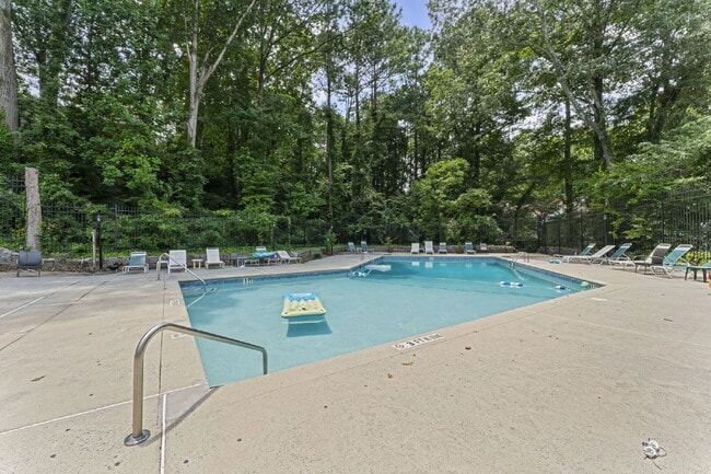 Building Photo - 7309 Cardigan Cir
