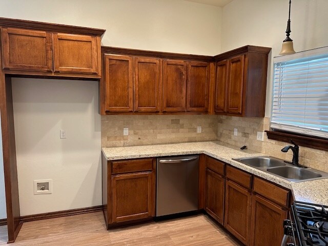 Building Photo - 925 Heather Ln