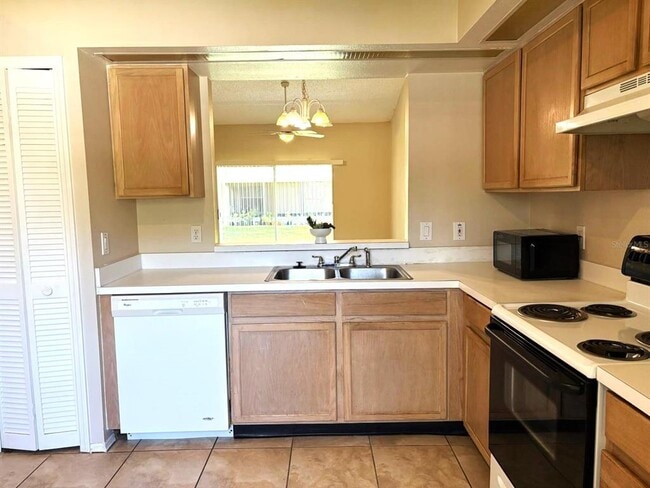Building Photo - 1244 Barefoot Bay