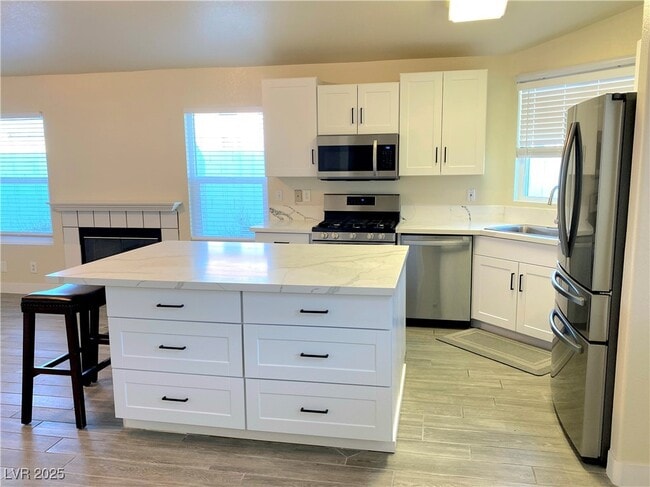 Building Photo - 8224 James Grayson Dr