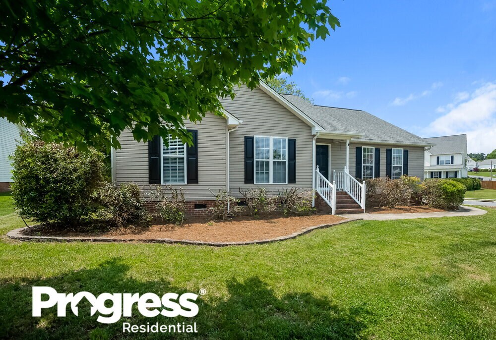 Building Photo - 1004 Ayrshire Ln