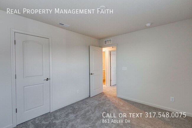 Building Photo - 861 Adler Dr