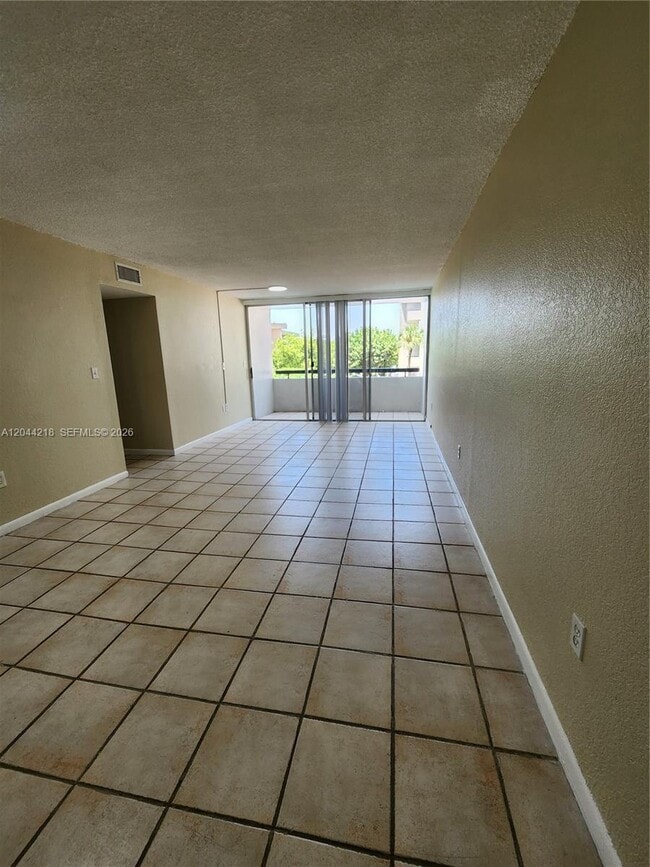 Building Photo - 802 NW 87th Ave