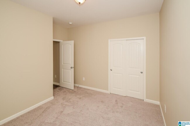 Building Photo - 9304 Hoffman Pl