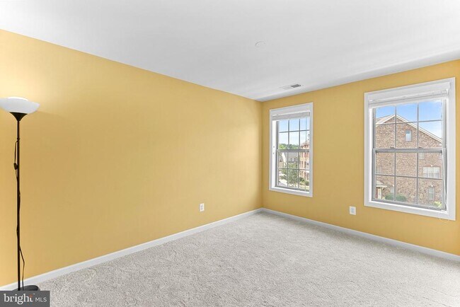 Building Photo - 43117 Shore Square