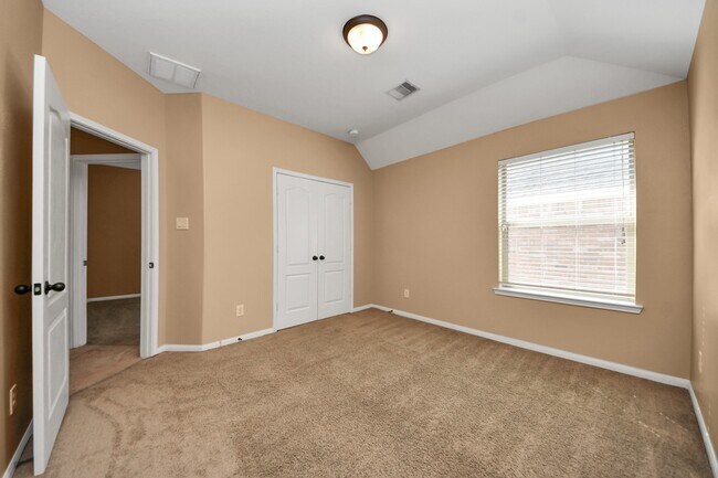 Building Photo - 9427 Sapphire Bay Ln