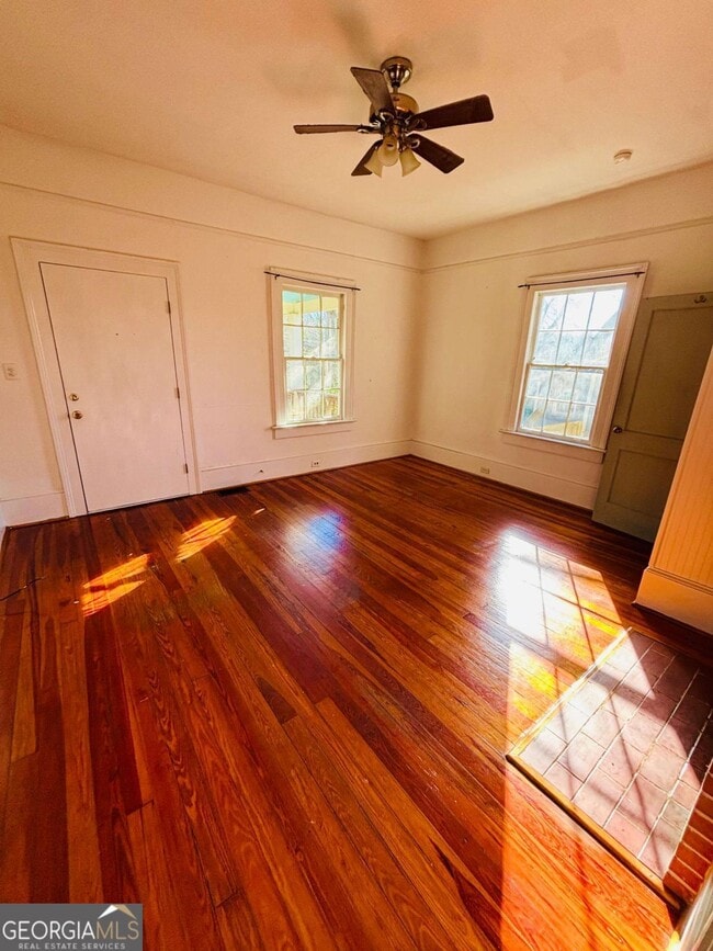 Building Photo - 75 Arch St