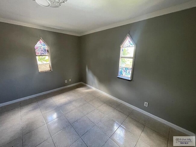 Building Photo - 1169 Calle Galaxia