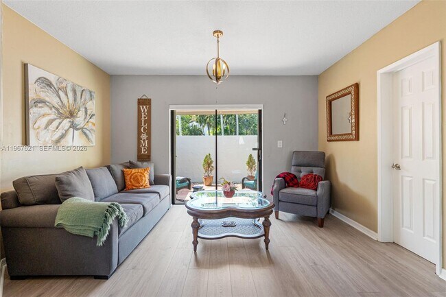 Building Photo - 9439 SW 123rd Ave Ct