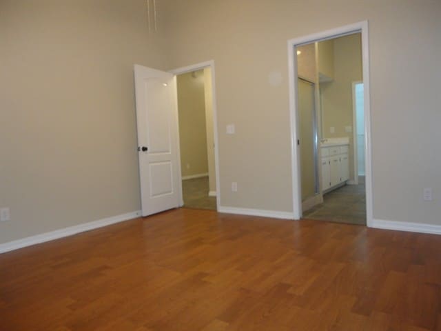 Building Photo - 1933 Woodcut Dr