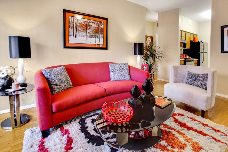 Building Photo - 1003 Justin Ln