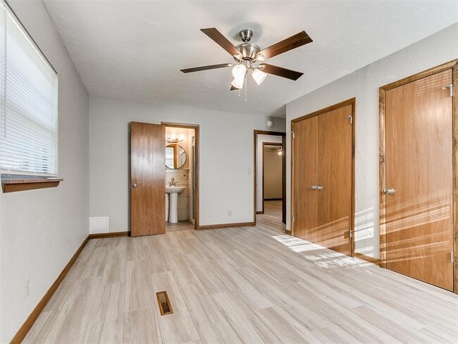 Building Photo - 2641 Osborne Dr