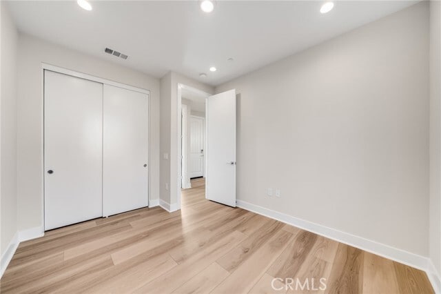 Building Photo - 716 Olivier Dr