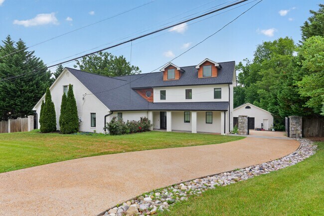 Building Photo - 7818 Leland Rd