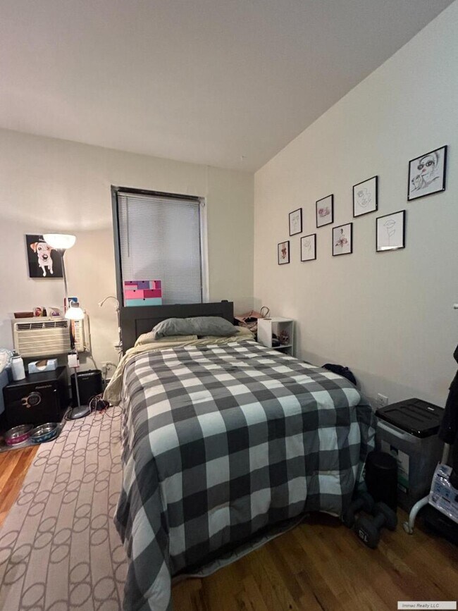 Building Photo - 0 bedroom in NEW YORK NY 10024