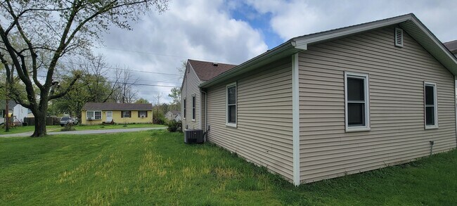 Building Photo - 269 Hohman Ave