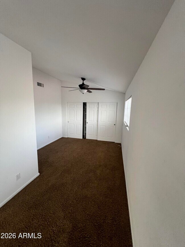 Building Photo - 15858 S 33rd Pl