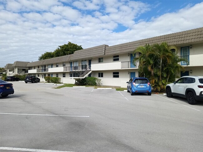 Building Photo - 55 SE 14th St