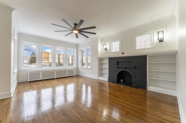 Building Photo - 1027 N Harlem Ave