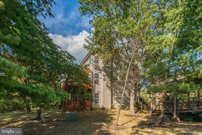 Building Photo - 13438 Burrough Farm Dr