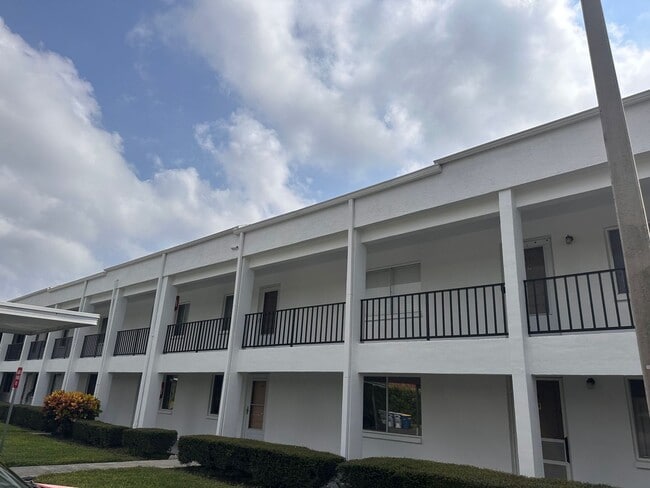 Primary Photo - AVAILABLE NOW! 55+ Community at Marilyn Pi...