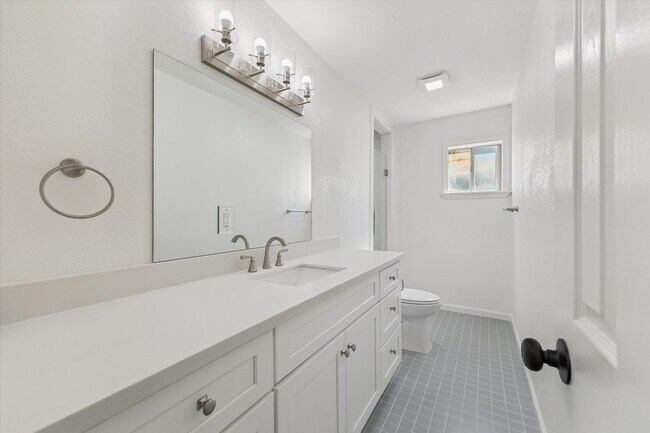 Building Photo - 3411 80th St