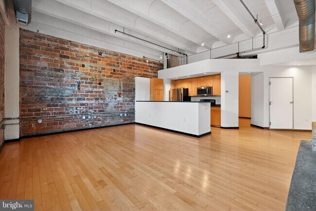 Building Photo - 1445 Church St NW