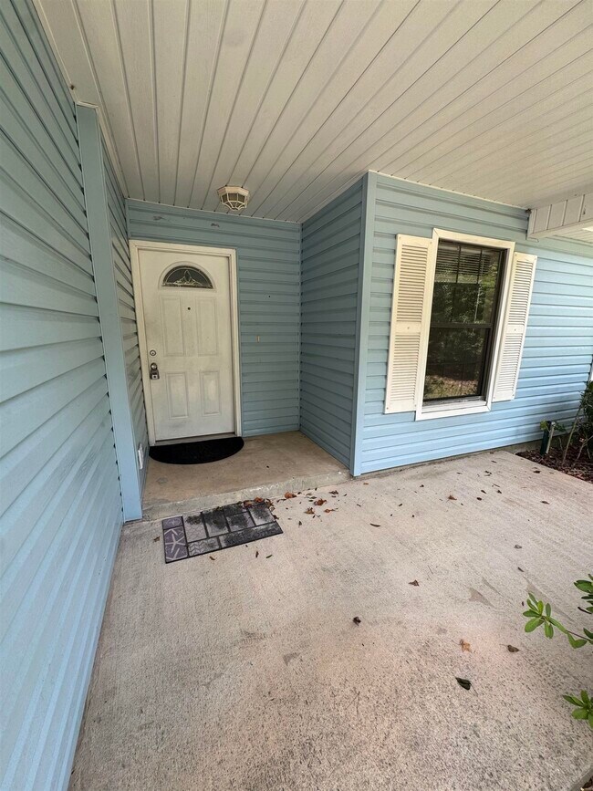 Building Photo - 2768 Faringdon Dr