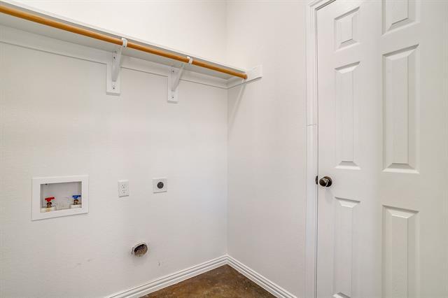 Building Photo - 723 Hometown Vlg Ct