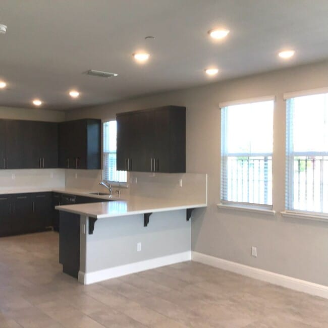 Building Photo - New home in Rancho Cordova in Veranda at S...