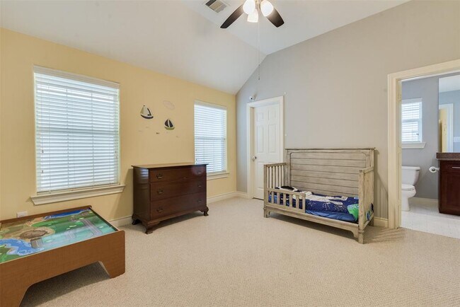 Building Photo - 3444 Cline St