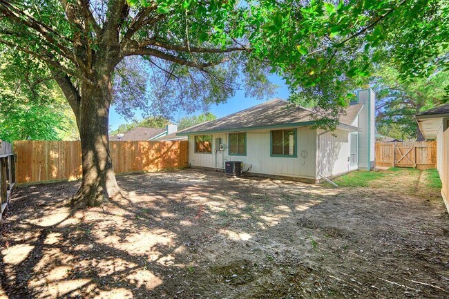 Building Photo - 23419 Summer Pine Dr