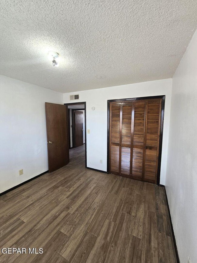 Building Photo - 11711 Trey Burton Dr