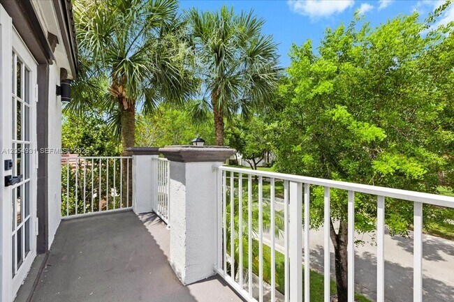 Building Photo - 5014 SW 155th Terrace