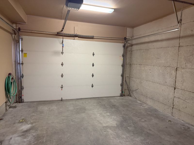 Building Photo - 2819 14th Ave W