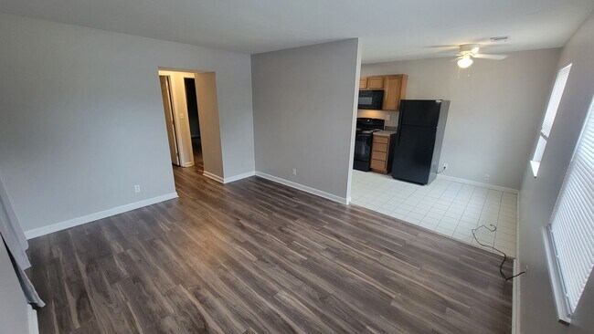 Building Photo - 2904 Noe Ct