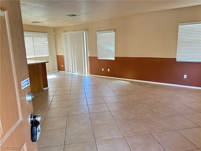 Building Photo - 1991 Sundown Canyon Dr