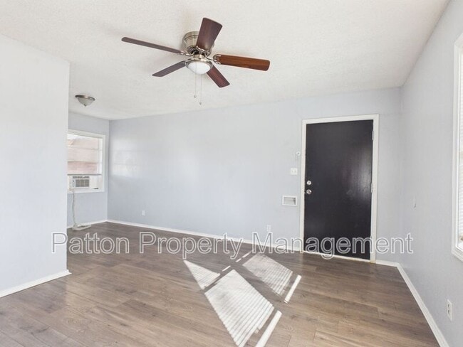 Building Photo - 3008 Westhaven Dr